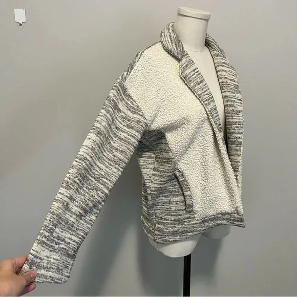 Anthropologie Saturday Sunday  Fleece Sweater Jacket Shacket - Picture 6 of 13